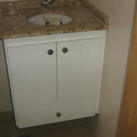 Gabinetes de banheiro